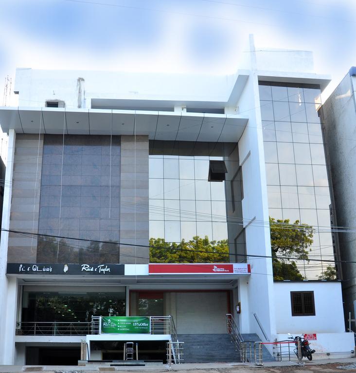 Hotel The Home Tiruppur Ruang foto
