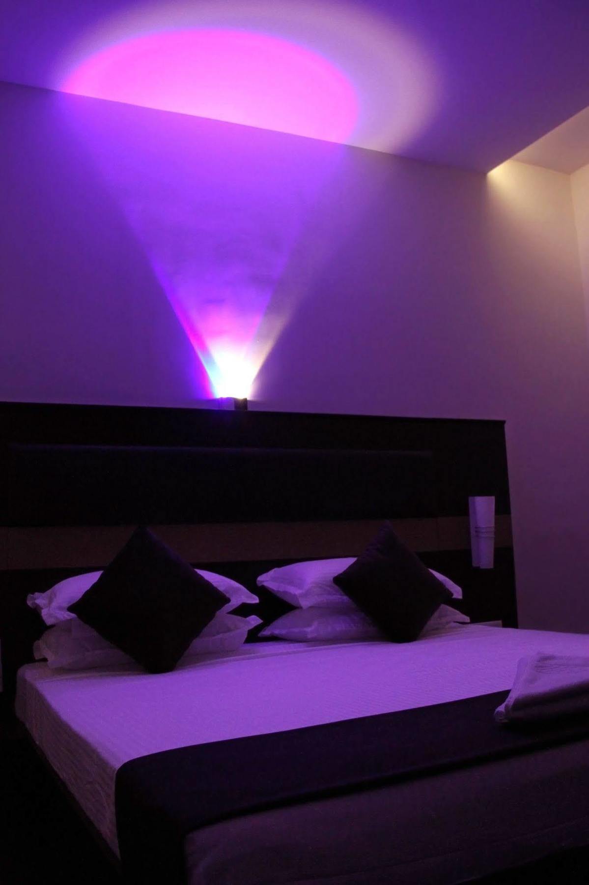 Hotel The Home Tiruppur Bagian luar foto